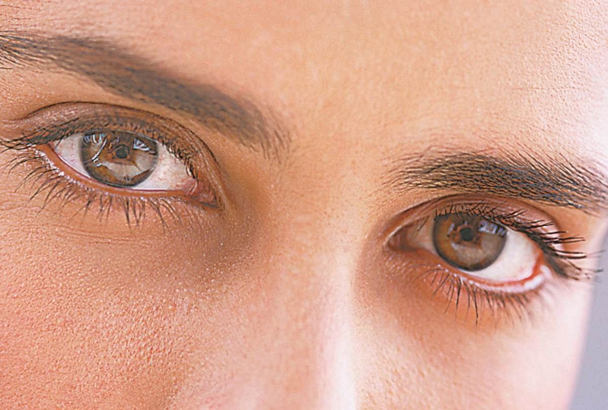 Two Line Love Shayari On Eyes Shayari For Beautiful Girl Eyes In Hindi Best  Shayari For Beloved In Hindi Love Shayari For Beloved Two Line Shayari On  Beautiful Eyes - Amar Ujala